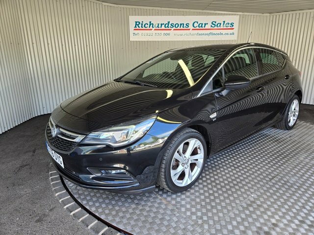Vauxhall Astra 1.4T 16V 150 Sri Nav Red #8