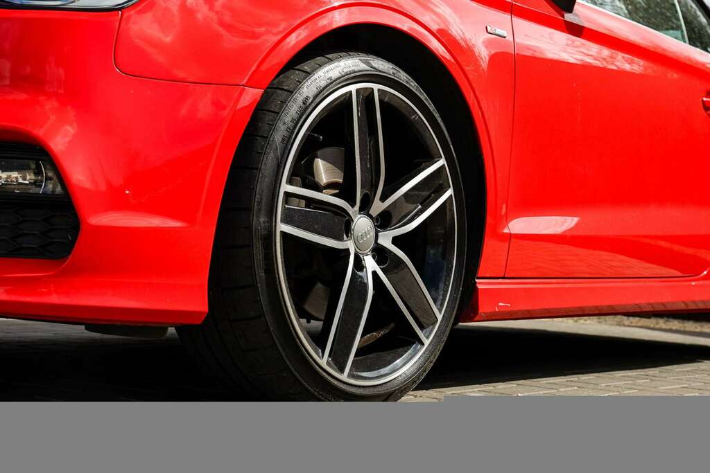 Audi A3 Cabriolet Audi A3 Cabriolet 2.0 Tdi S Line Convertible D Red #2