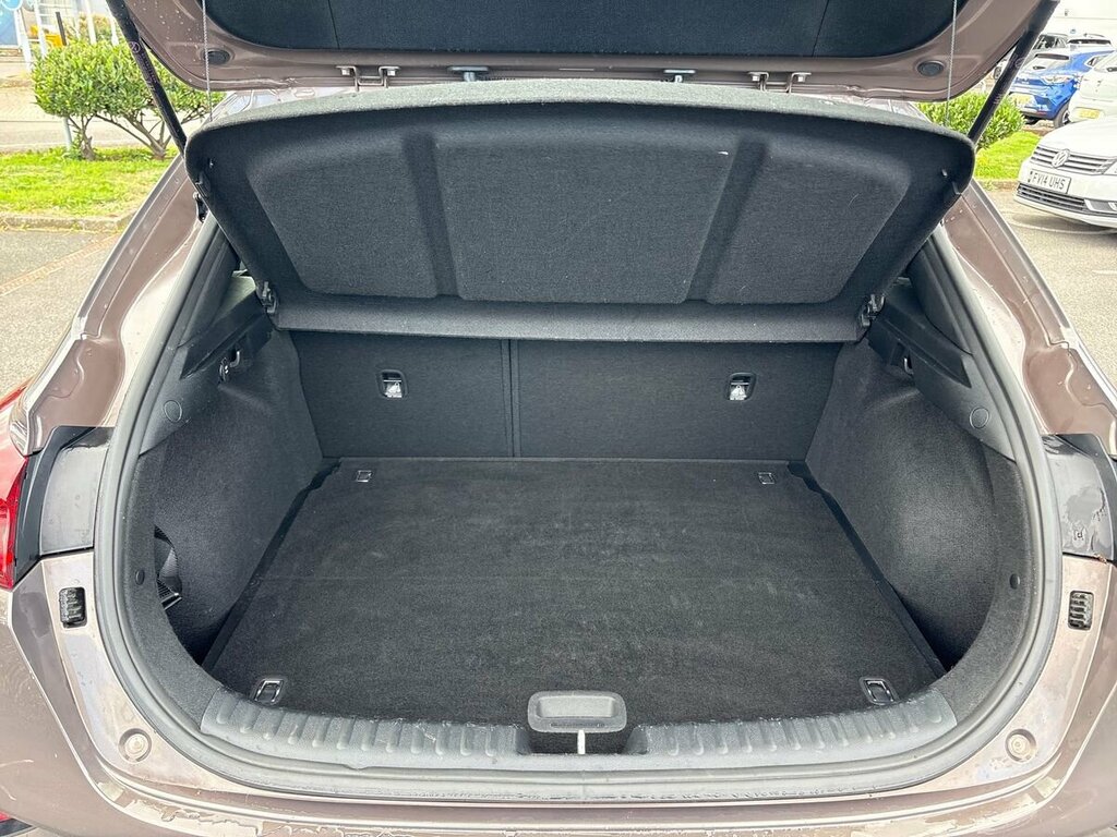 Kia Ceed 1.4 T Gdi Gt Line Lunar Edition Hatchback Petr Silver #9