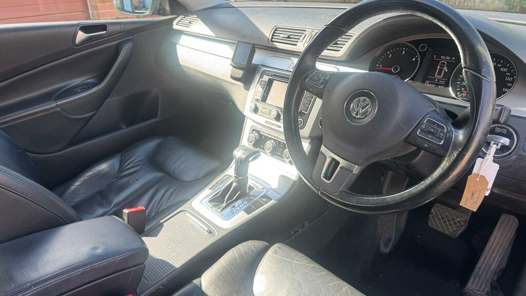 Volkswagen Passat 2.0 Tdi Bluemotion Tech Highline Euro 5 Ss Black #9