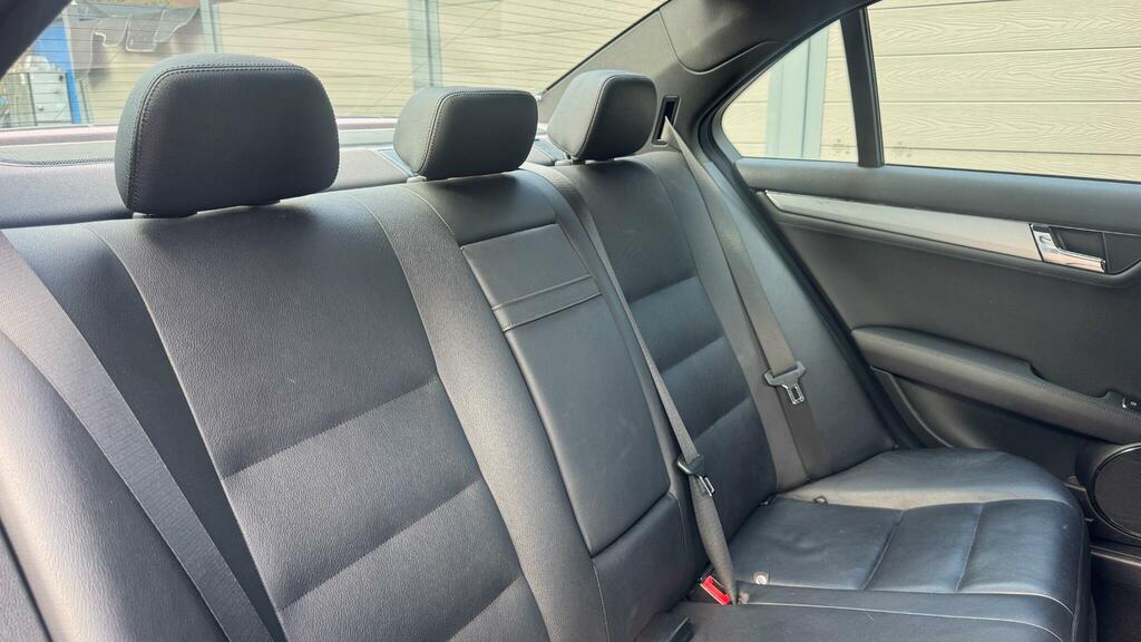 Mercedes-Benz C Class 1.8 C180 Blueefficiency Sport Black #21