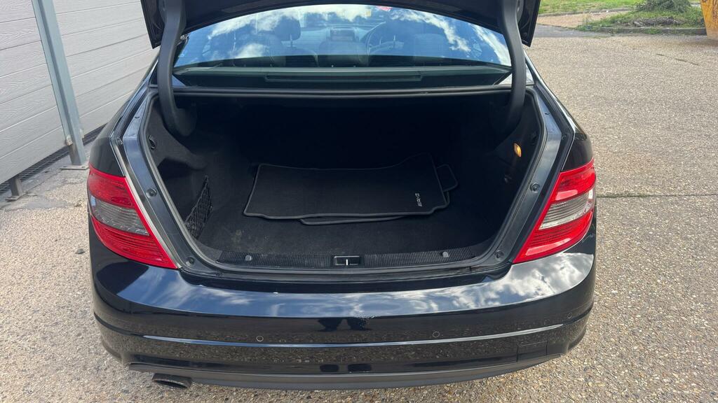 Mercedes-Benz C Class 1.8 C180 Blueefficiency Sport Black #23