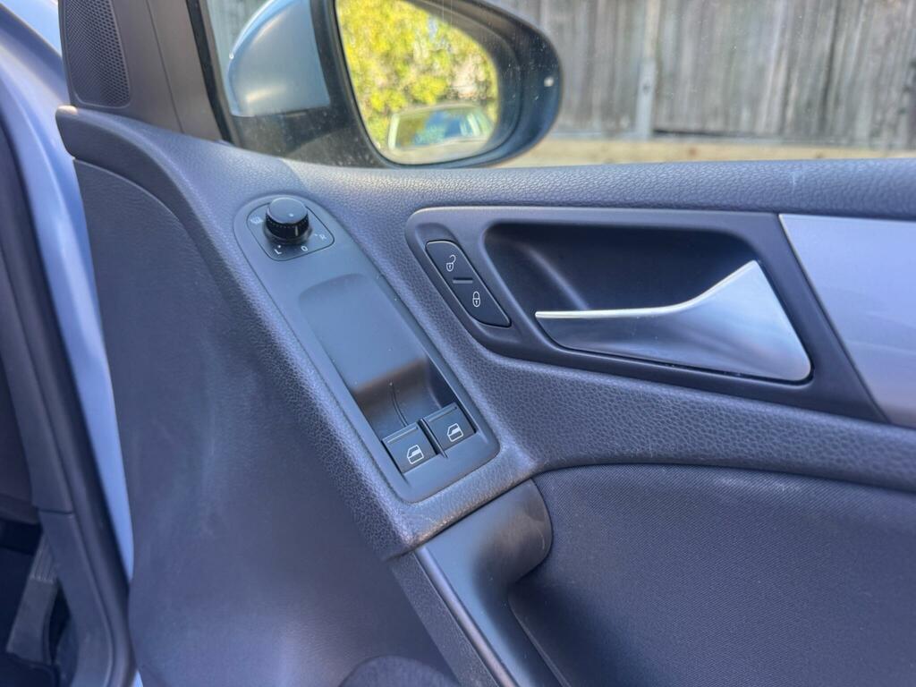 Volkswagen Golf S Tsi 5-Door Blue #10