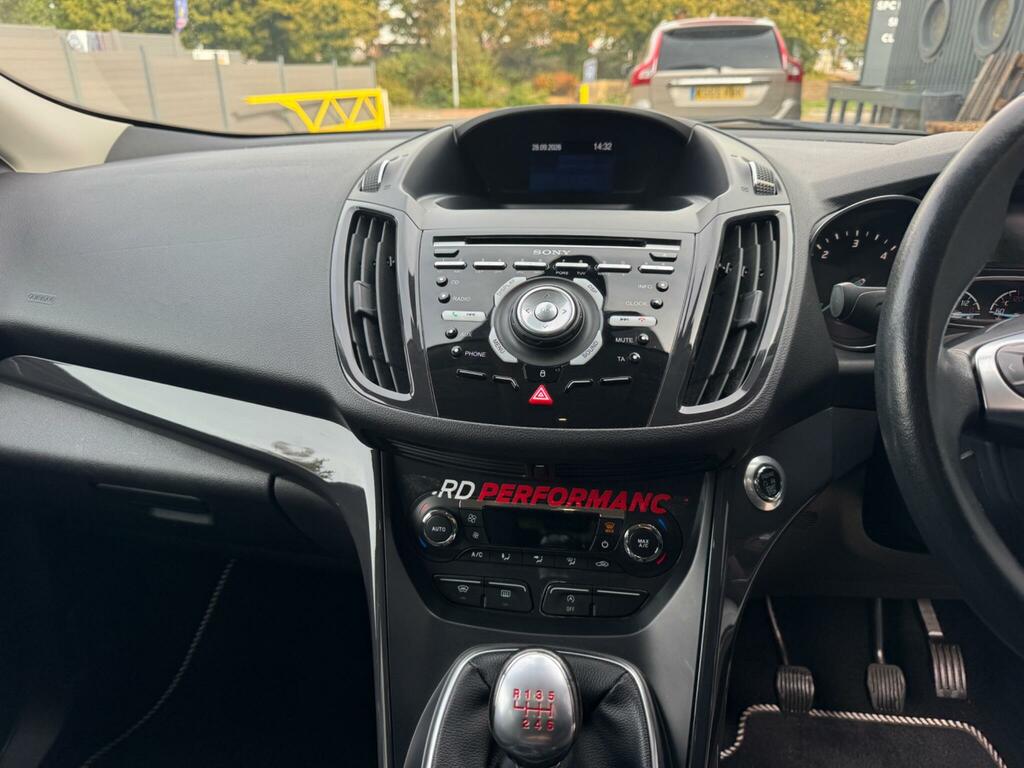 Ford Kuga 2.0 Tdci Titanium 2Wd Euro 6 Ss Orange #14