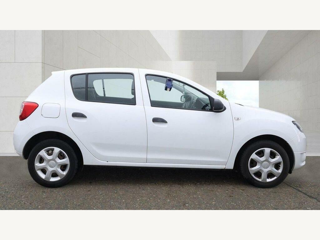 Dacia Sandero 1.2 16V 75 Ambiance White #5