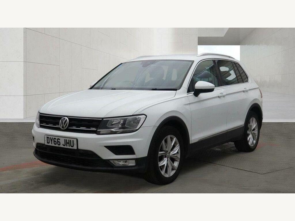 Volkswagen Tiguan Tdi Bluemotion Tech Se Navigation Euro 6 Ss White #2