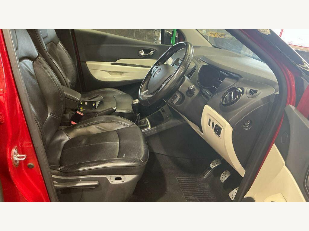 Renault Captur Renault Captur 0.9 Tce 90 Gt Line Black #11