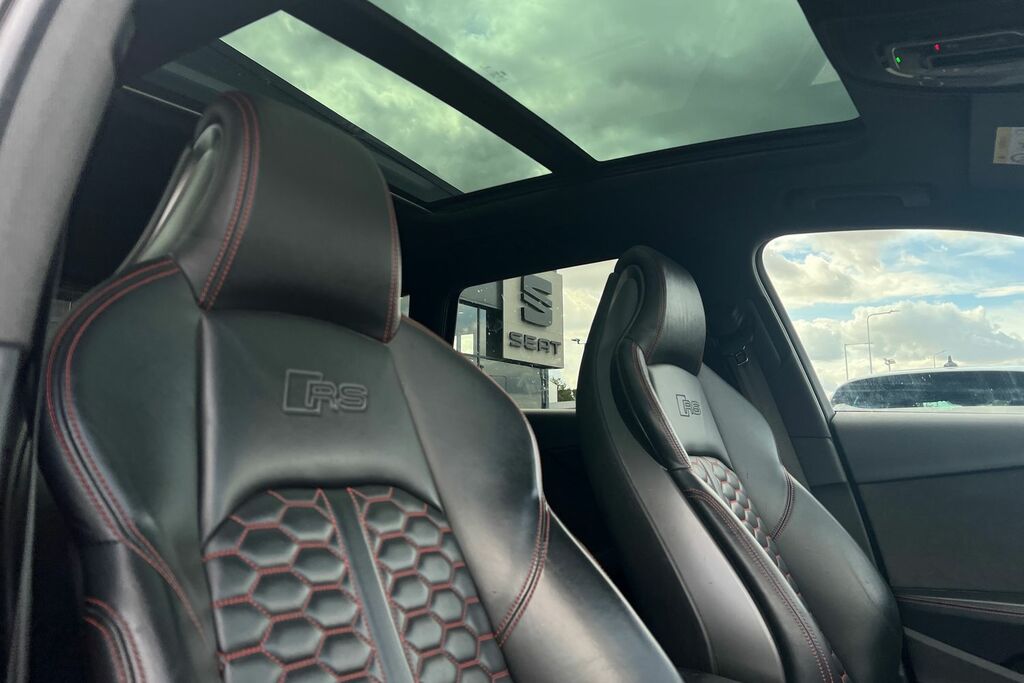 Audi RS4 2018 18 Audi Rs4 2.9 Tfsi Quattro Carbon Edition 5 Grey #27