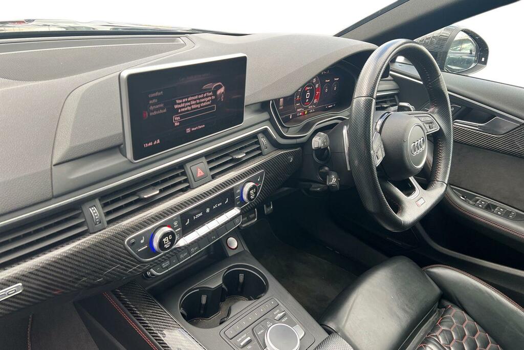 Audi RS4 2018 18 Audi Rs4 2.9 Tfsi Quattro Carbon Edition 5 Grey #2