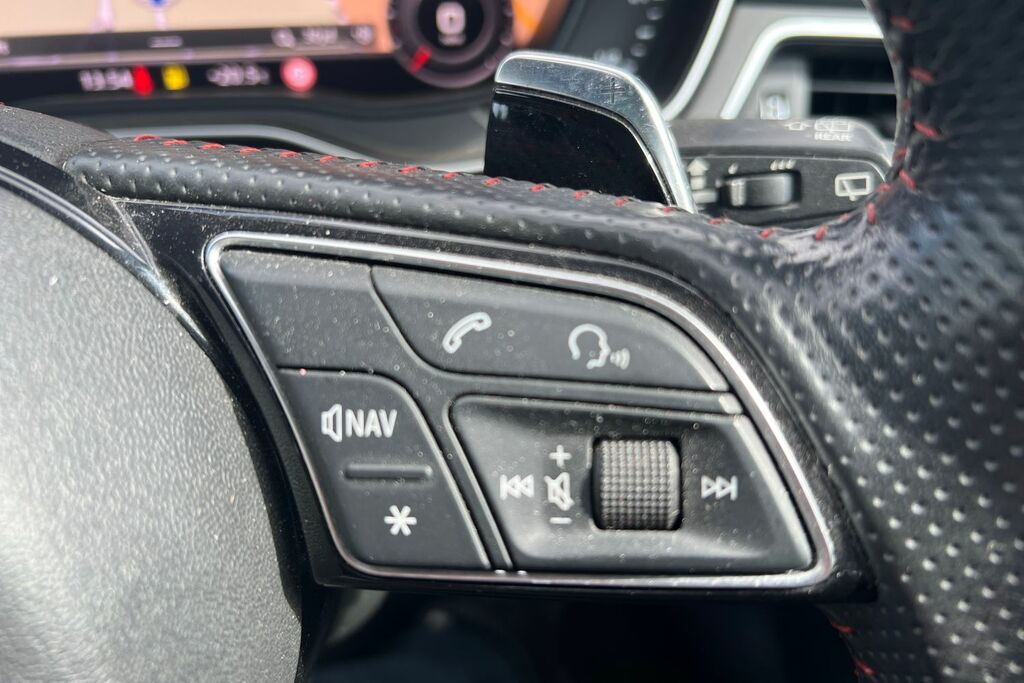Audi RS4 2018 18 Audi Rs4 2.9 Tfsi Quattro Carbon Edition 5 Grey #44