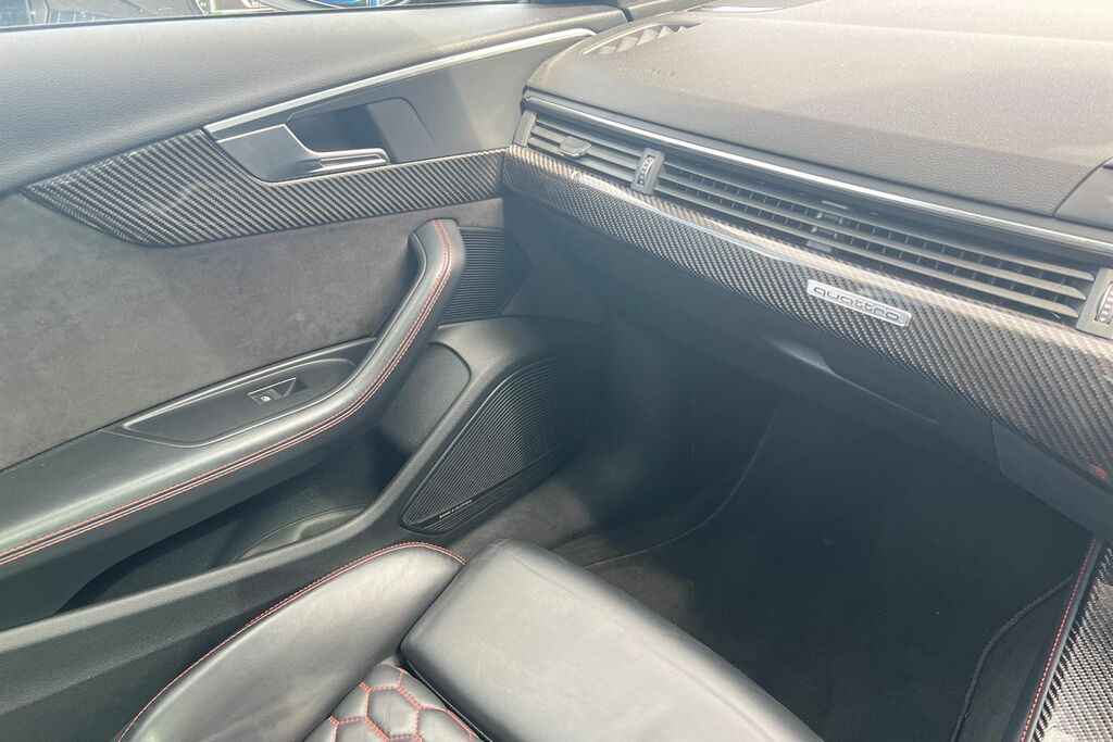Audi RS4 2018 18 Audi Rs4 2.9 Tfsi Quattro Carbon Edition 5 Grey #40