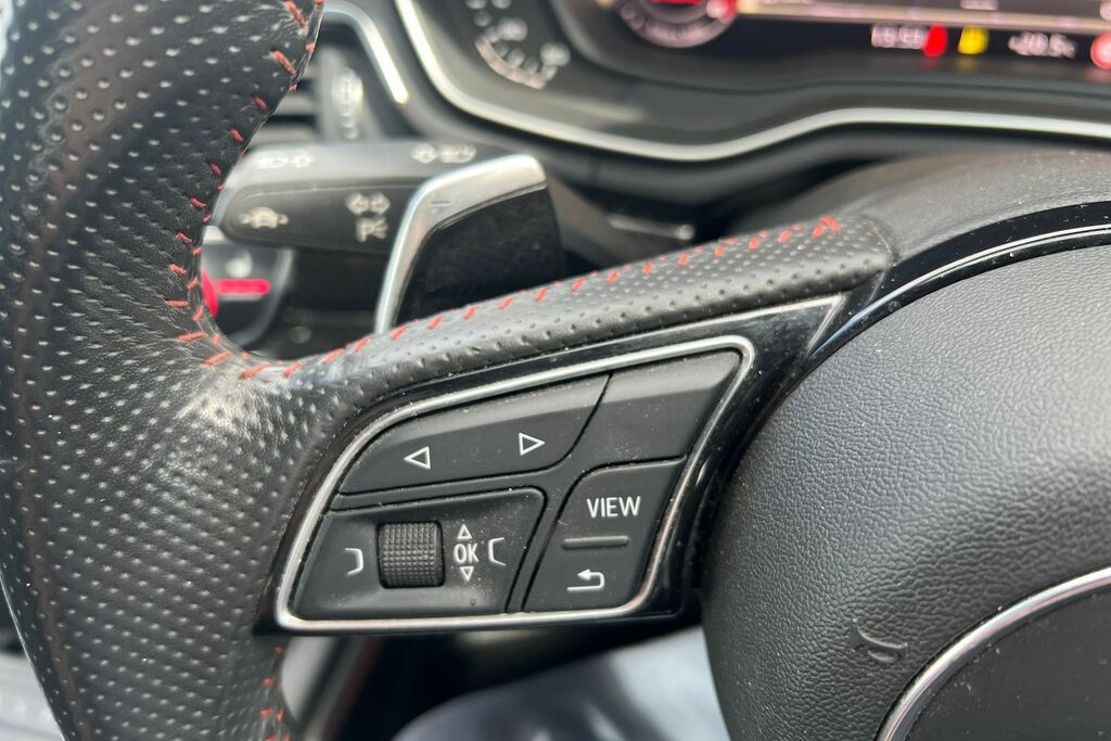 Audi RS4 2018 18 Audi Rs4 2.9 Tfsi Quattro Carbon Edition 5 Grey #43