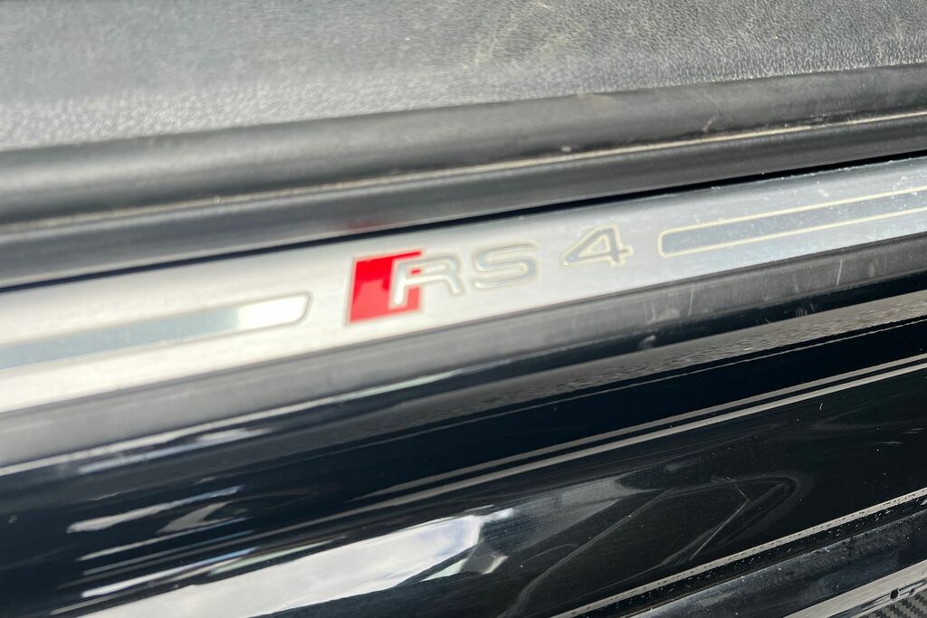 Audi RS4 2018 18 Audi Rs4 2.9 Tfsi Quattro Carbon Edition 5 Grey #29