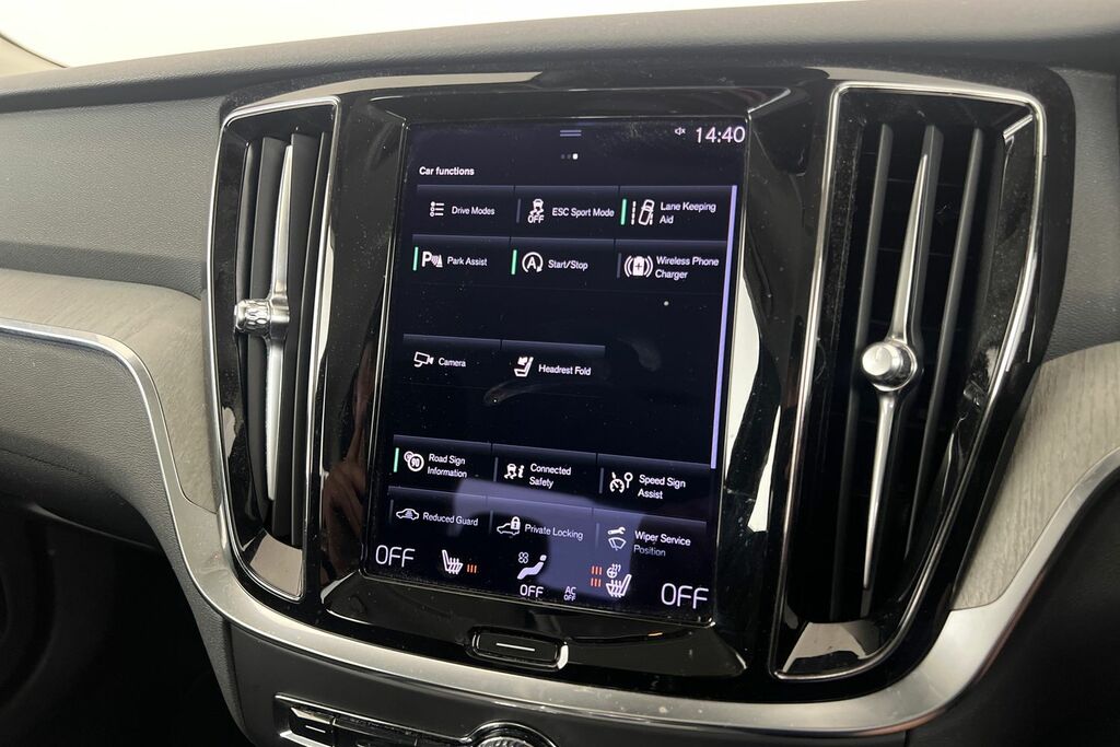 Volvo S60 R-design, B5 Mild Hybrid Black #72