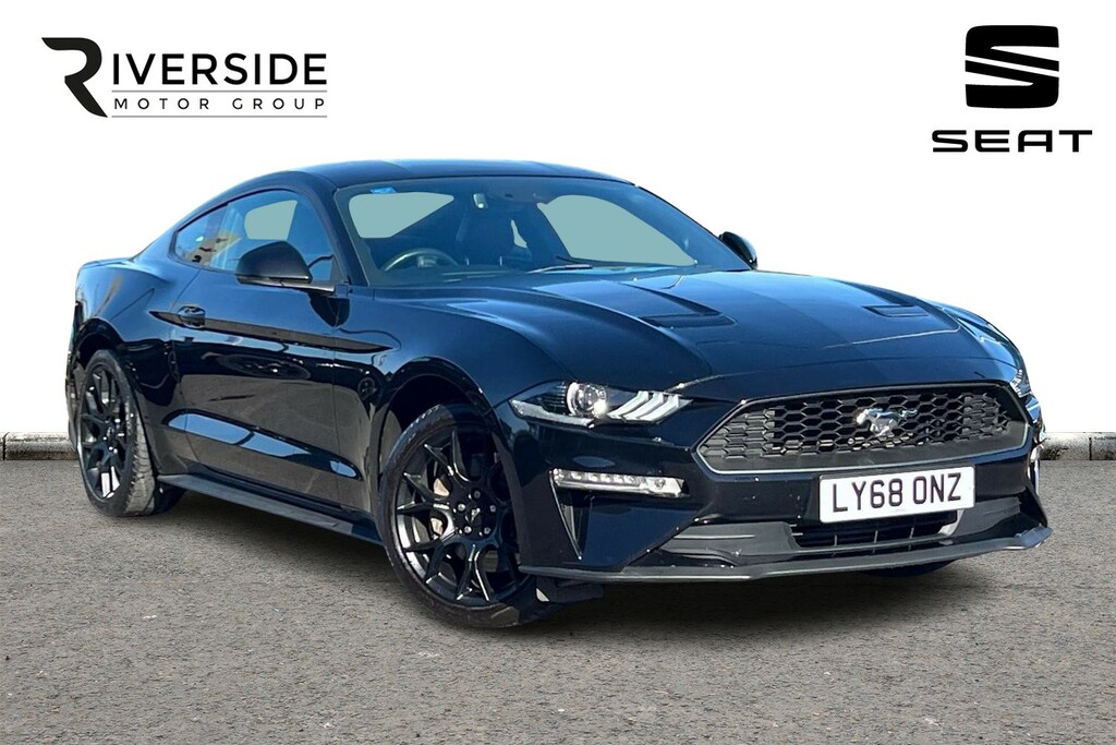 Ford Mustang 2.3T Ecoboost Fastback Selshift Euro 6 Black