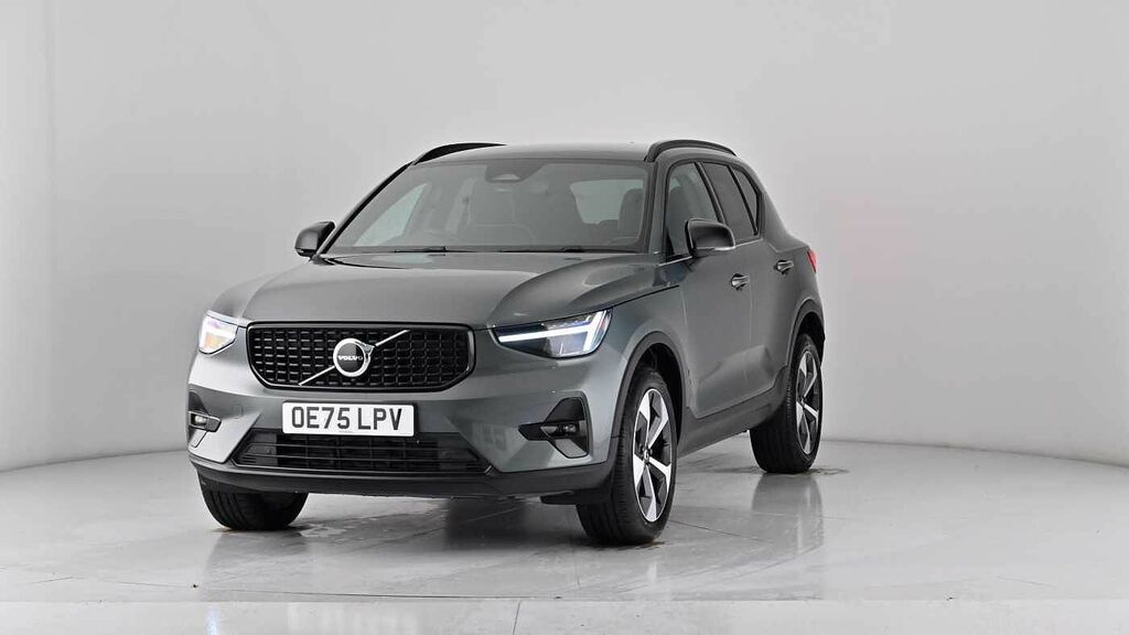 Volvo XC40 2.0 B3p Ultra Dark Silver #51