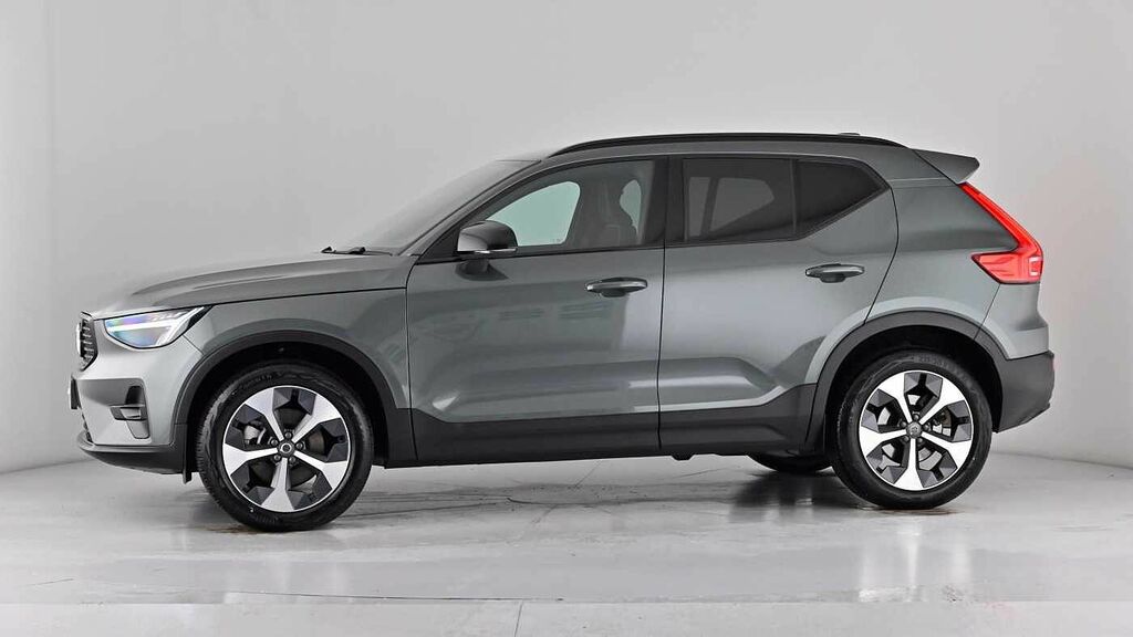 Volvo XC40 2.0 B3p Ultra Dark Silver #57