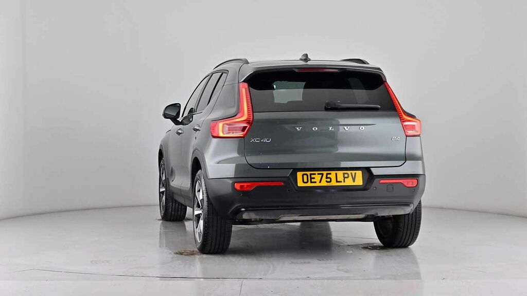 Volvo XC40 2.0 B3p Ultra Dark Silver #66