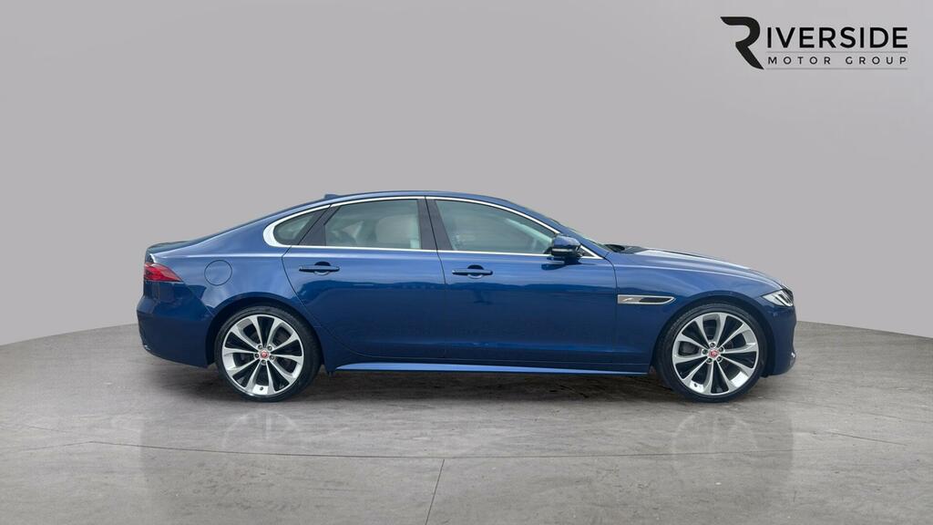 Jaguar XF 3.0D V6 S Portfolio Start Stop Black #5