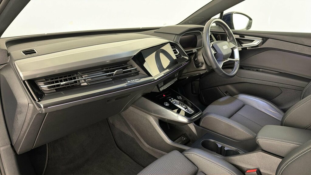 Audi Q4 E Tron 40 S Line Suv 82Kwh 204 Ps  #2
