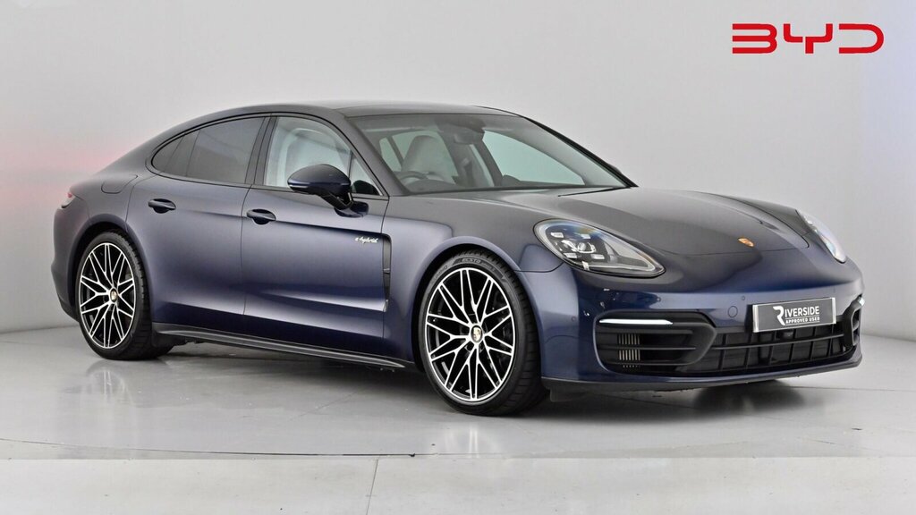 Porsche Panamera 2.9 V6 E-hybrid 17.9Kwh 4 Saloon Plug-i Blue