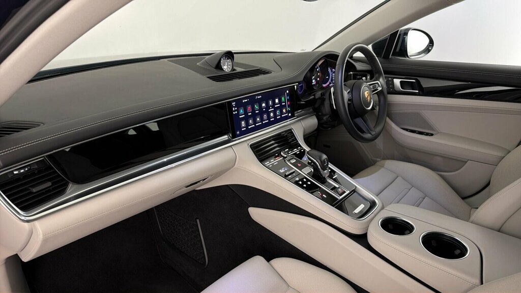 Porsche Panamera 2.9 V6 E-hybrid 17.9Kwh 4 Saloon Plug-i Blue #2