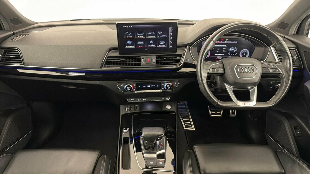 Audi Q5 2.0 Tdi 40 Edition 1 Suv S Tronic Quatt Black #5