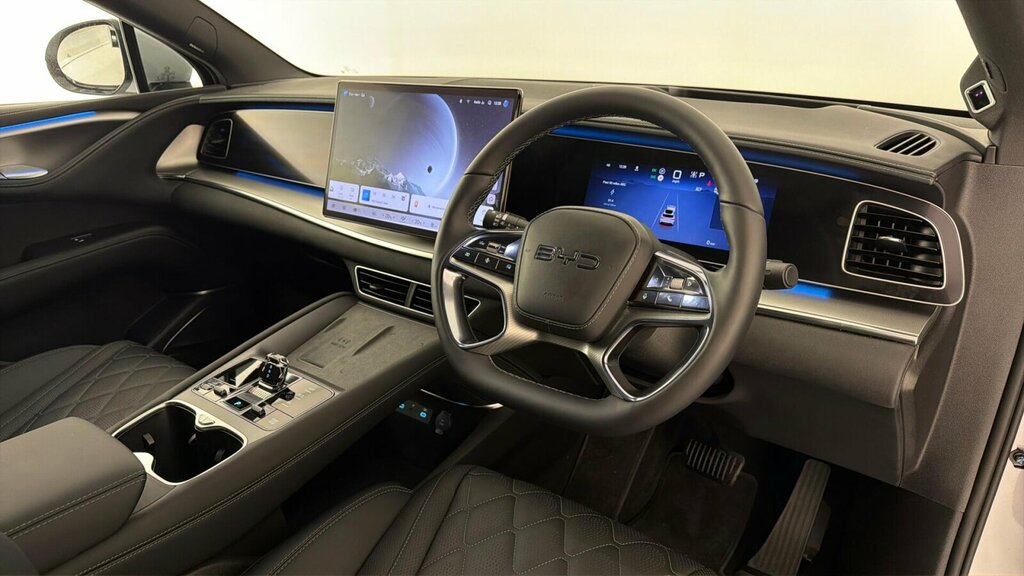 Byd Sealion 7 82.5Kwh Design Suv Awd 530 Ps Black #10