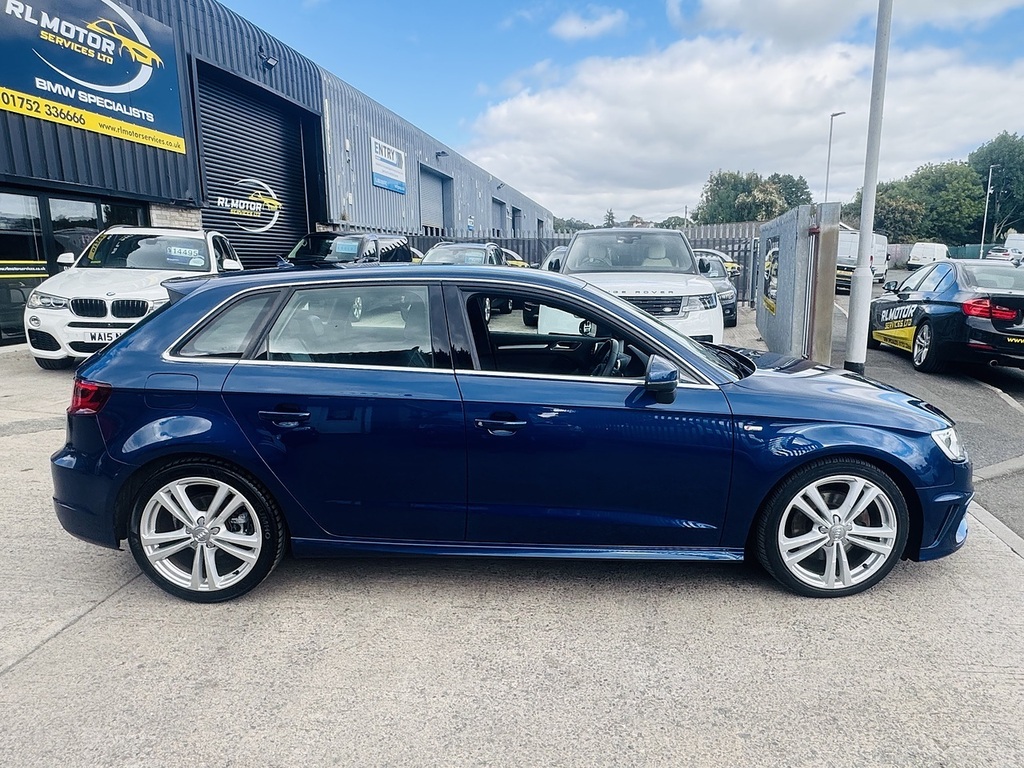 Audi A3 Tfsi S Line Blue #4