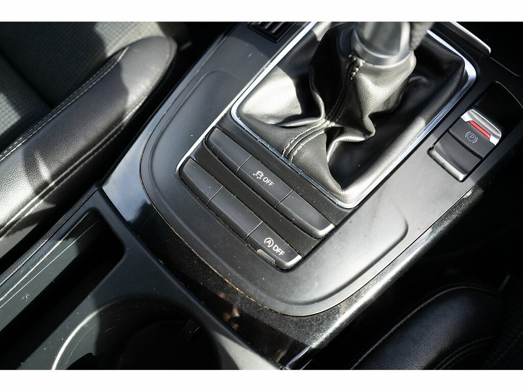 Audi A4 Avant Avant 2.0 Tdi Ultra Se Technik Euro 6 Ss Black #44