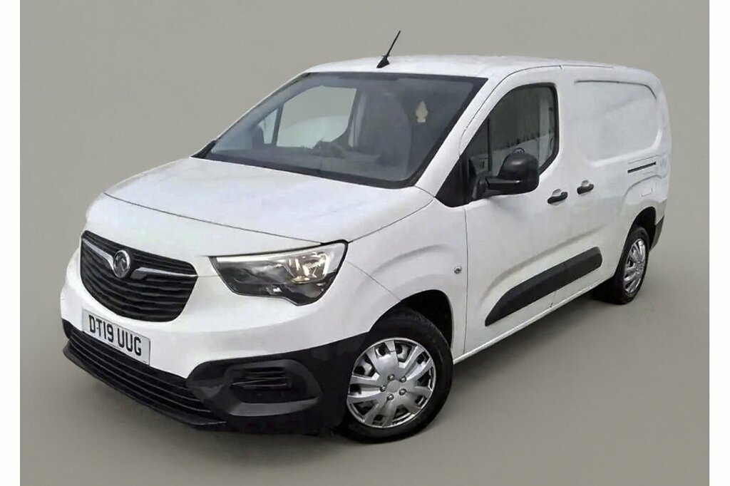 Vauxhall Combo 1.6 Turbo D 2300 Edition Panel Van 6Dr Manu White