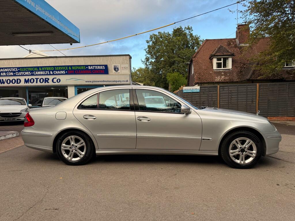 Mercedes-Benz E Class 2.1 E220 Cdi Avantgarde Silver #5