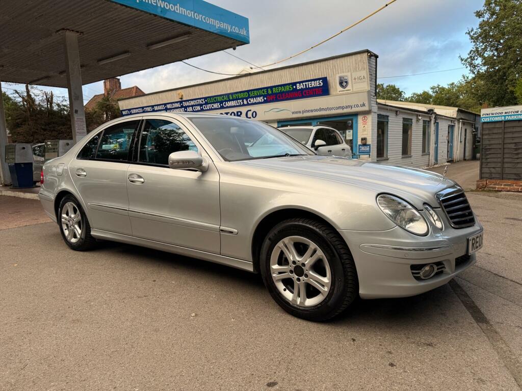 Mercedes-Benz E Class 2.1 E220 Cdi Avantgarde Silver