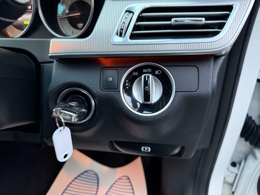 Mercedes-Benz E Class 2.1 E220 Cdi Amg Sport Convertible 170 Bhp Red #23