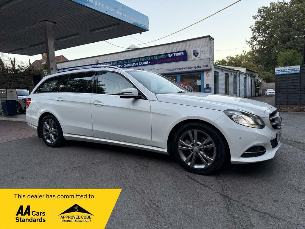 Mercedes-Benz E Class 2.1 E220 Cdi Se G-tronic Euro 5 S S White