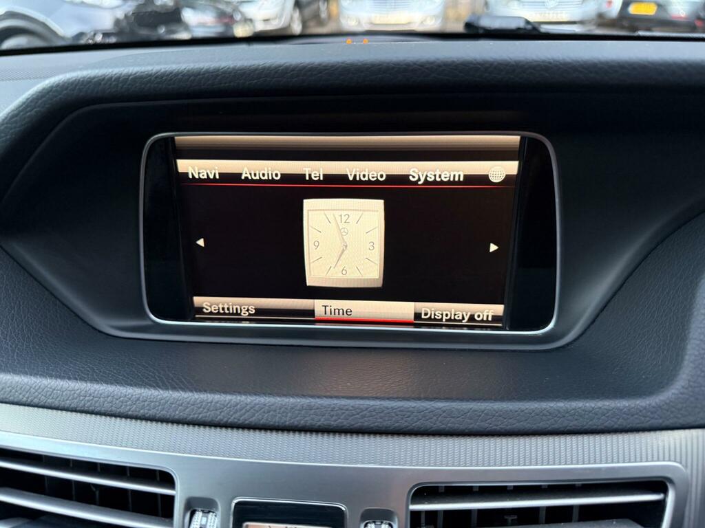 Mercedes-Benz E Class 2.1 E220 Cdi Amg Sport Convertible 170 Bhp Red #31