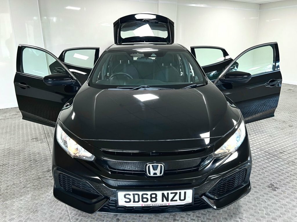 Honda Civic Sport Line White #10