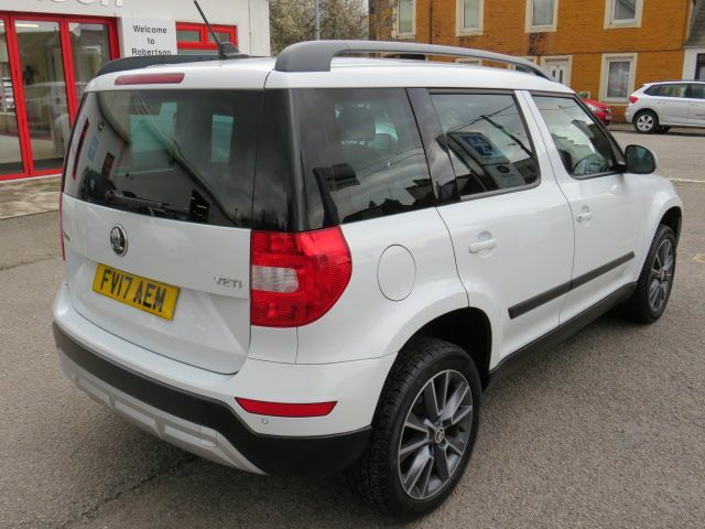 Skoda Yeti 1.2Tsi Se Drive White #3