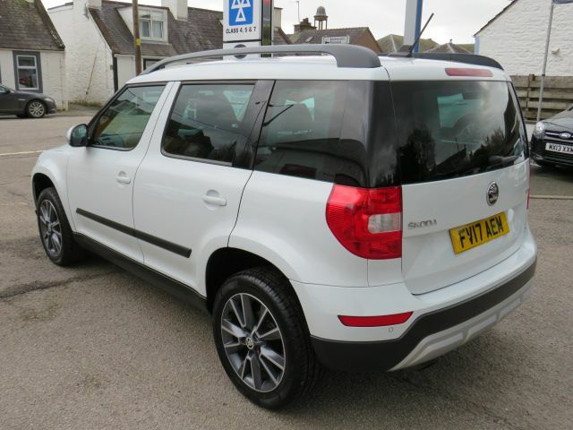 Skoda Yeti 1.2Tsi Se Drive White #5