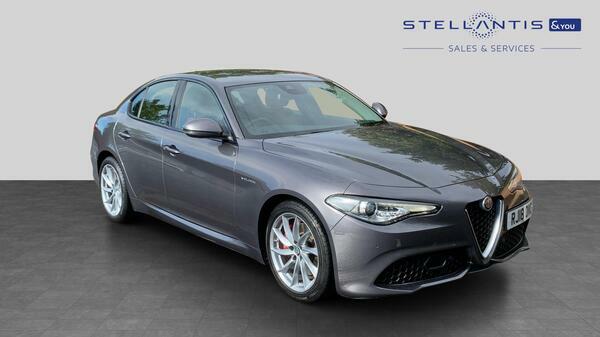 Alfa Romeo Giulia 2.0T Veloce Saloon Euro 6 Ss 2