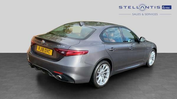 Alfa Romeo Giulia 2.0T Veloce Saloon Euro 6 Ss 2 #3