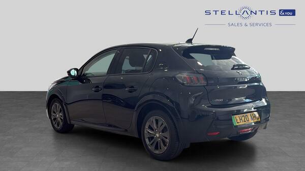 Peugeot e-208 50Kwh Allure Hatchback 136 Ps #6