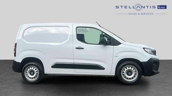 Vauxhall Combo 1.5 Turbo D 2300 Prime Panel Van #2