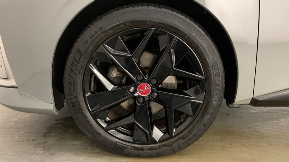 DS DS 4 1.2 Puretech Performance Line Hatchback #5