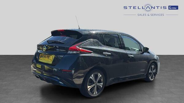Nissan Leaf 40Kwh Tekna Hatchback 150 Ps  #3