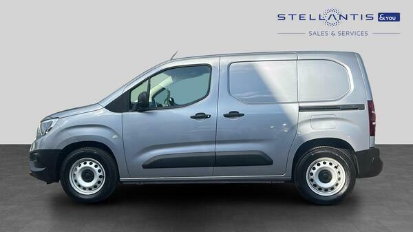 Vauxhall Combo-e Life 2300 50Kwh Prime Panel Van L1 7 #6