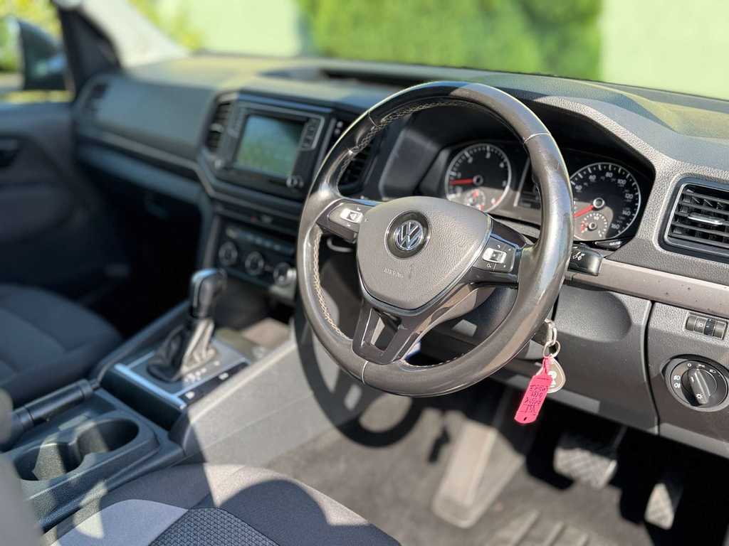 Volkswagen Amarok Pickup Black #20
