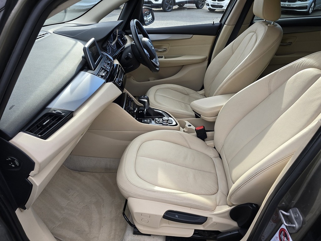 BMW 2 Series Active Tourer 218I Sport Silver #4