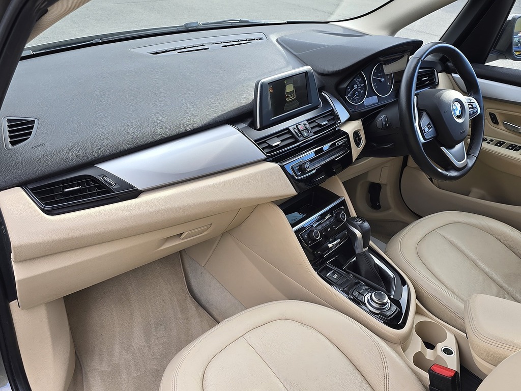 BMW 2 Series Active Tourer 218I Sport Silver #9