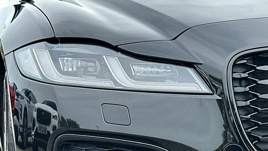 Jaguar XF 2.0 P250 R-dynamic Hse Black Grey #17